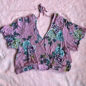 **NEW WITHOUT TAGS** Target crop blouse